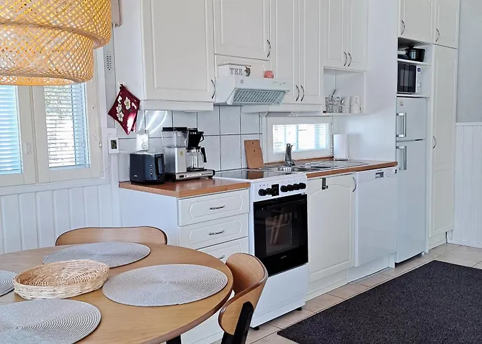 Metsaetuuli 4 アパート *